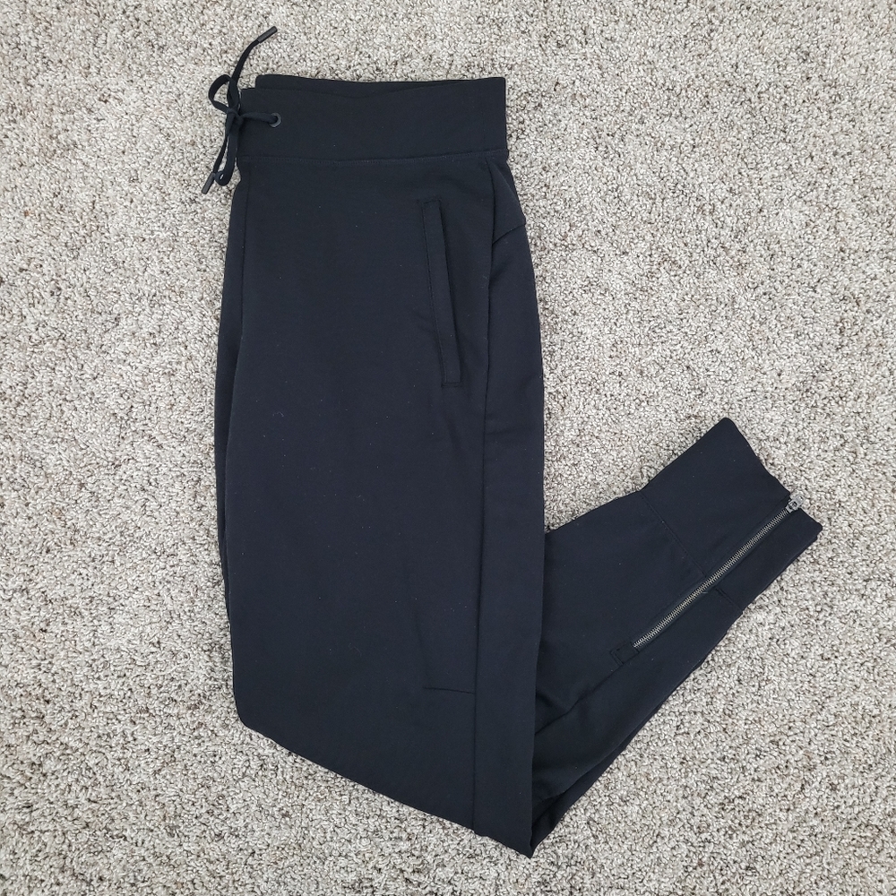 Athleta Metro Street Jogger